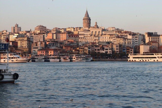 In the Bosphorus day cruise, you get a clear daylight view of the Asian and European sides of Istanbul