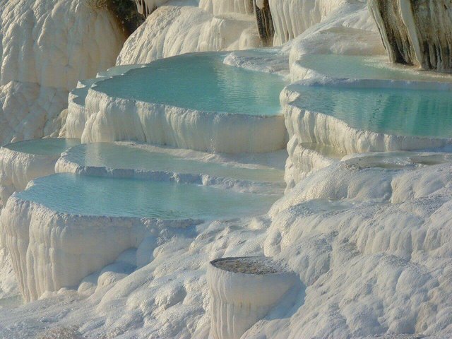 Pamukkale means cotton castle in Turkish