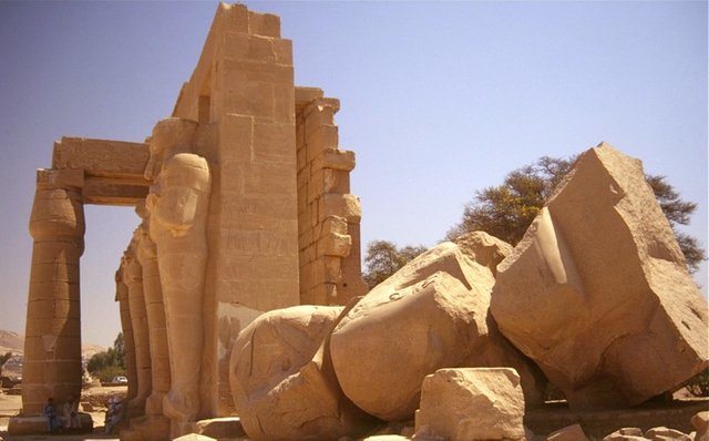 The "Ozymandias Collossus", Ramesseum, Luxor, Egypt. Photo by Charlie Phillips. Creative Commons Attribution 2.0 Generic license.