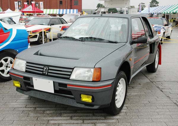 Peugeot 205 Turbo 16 Street Version