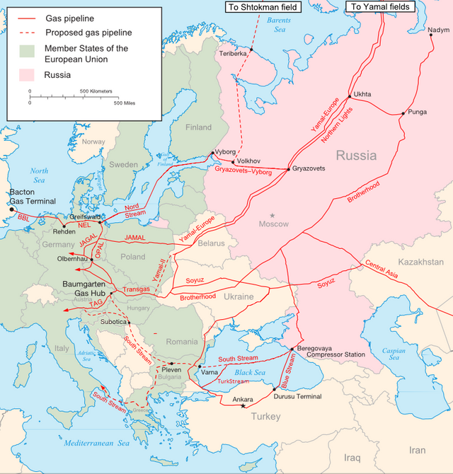 Major russian gas pipelines to europe.png