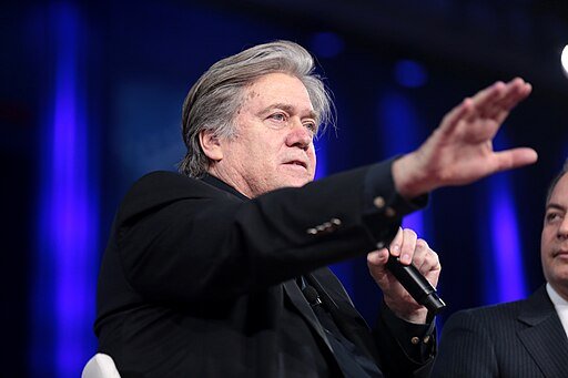 Steve Bannon (33007885871)
