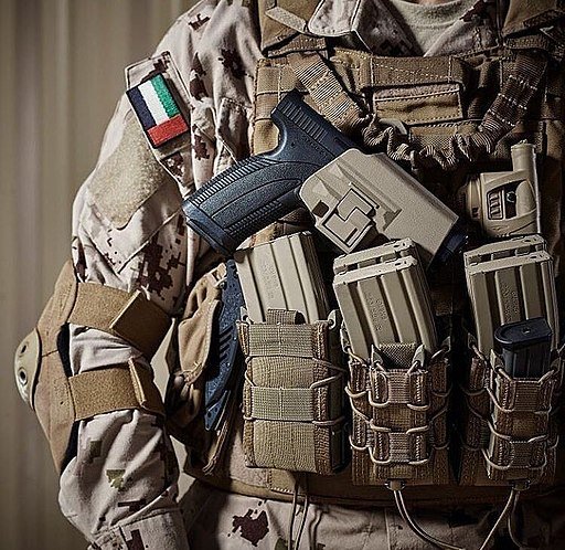 UAE military uniform