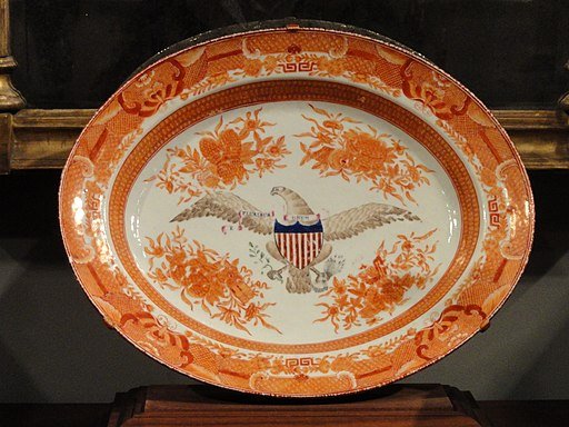 Platter, JingdezheExhibit in the National Gallery of Art, Washington, DC, USA. Photo by Daderot. Public Domain.