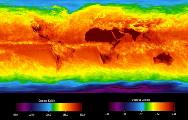 Archivo:Global surface brightness temperature. April 2013.png