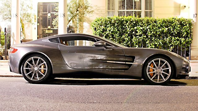 Aston Martin One-77