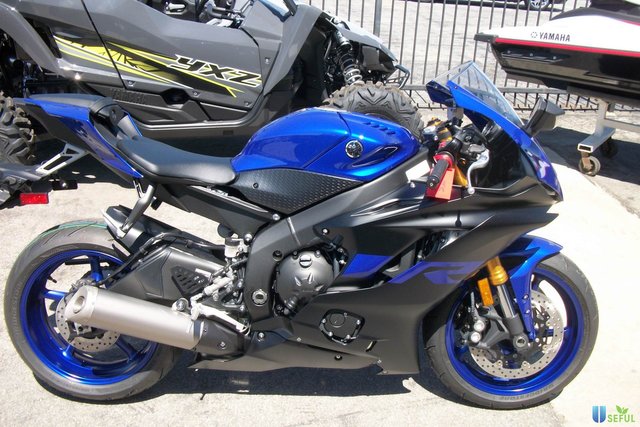 Yamaha R6 tay lái ổn định phù hợp với các cô gái yêu mến tốc độ