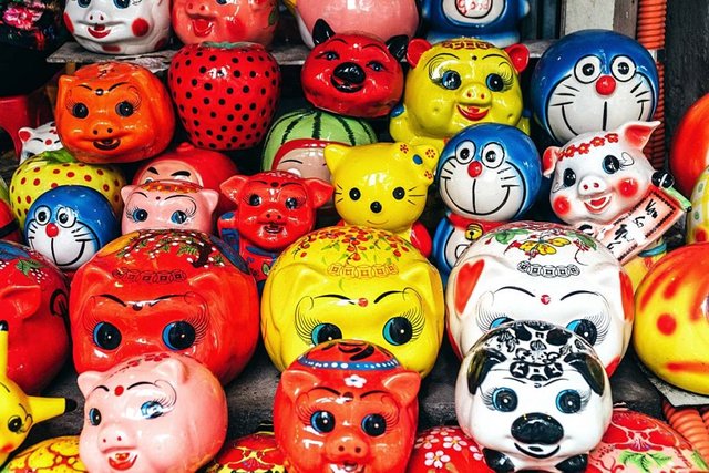 porcelain piggy banks
