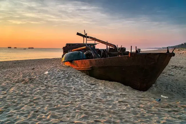 Cua Dai Beach and Shipwreck