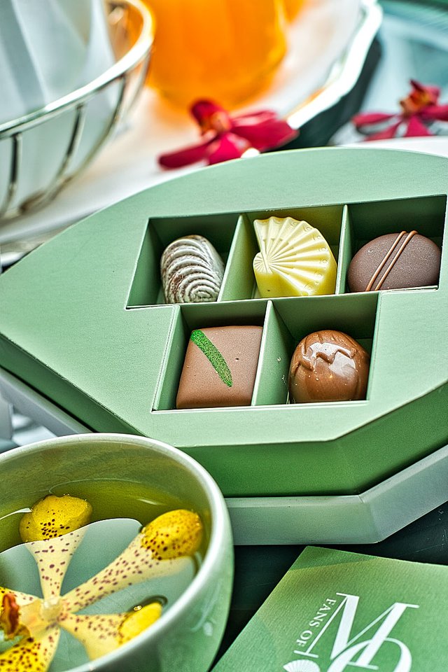 chocolate pralines for Fans of Mandarin Oriental club