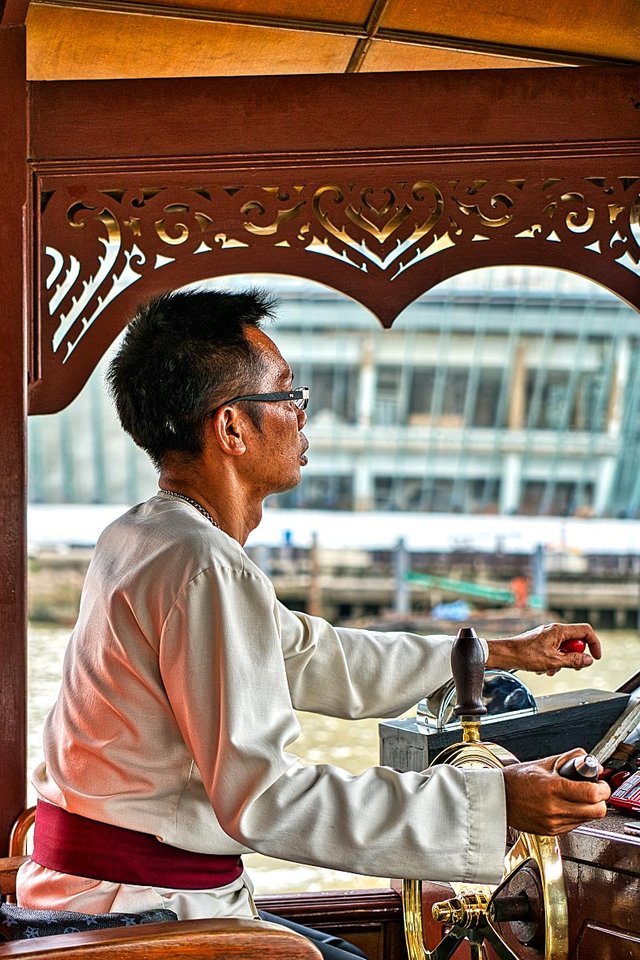 Chao Phraya river captain