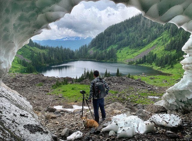 backpacking with camera gear in the pacific northwest