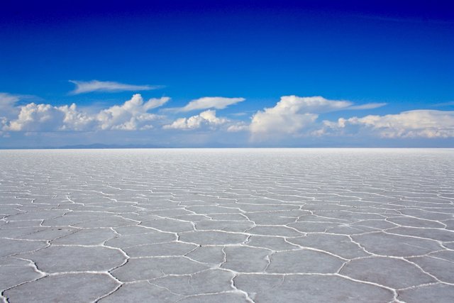 Uyuni-Salt-Flats-Bolivia-6.jpg