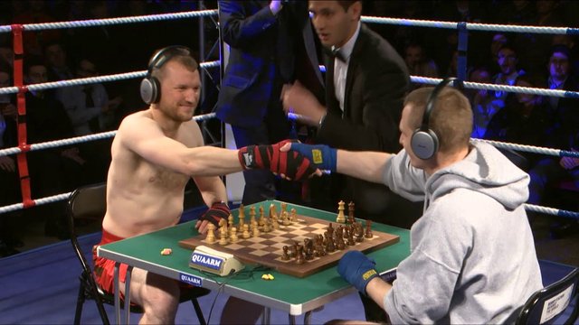 How To Play Chess Boxing? (a combination of chess and boxing