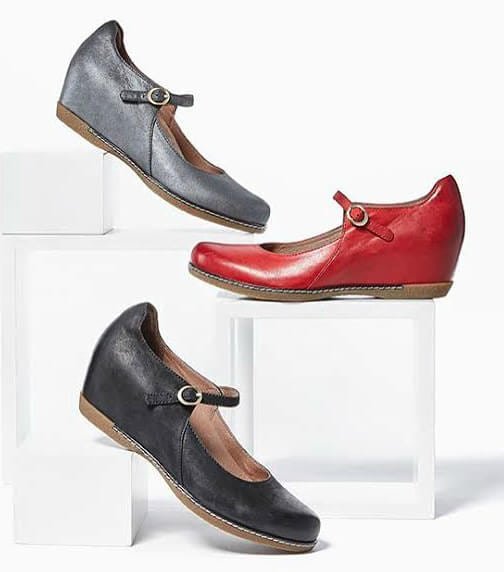 Narrow Heel, Wide Forefoot: Dansko Loralei