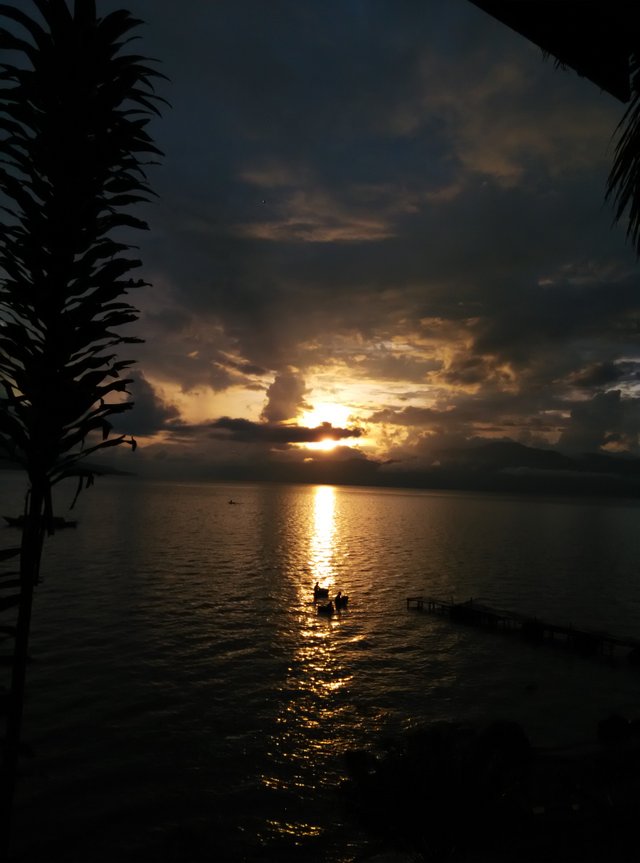 Sunset @ Ranau Lake