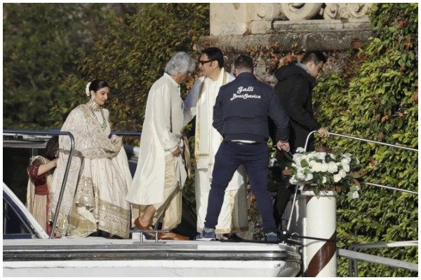 Pictures Videos Of DeepVeer's Wedding