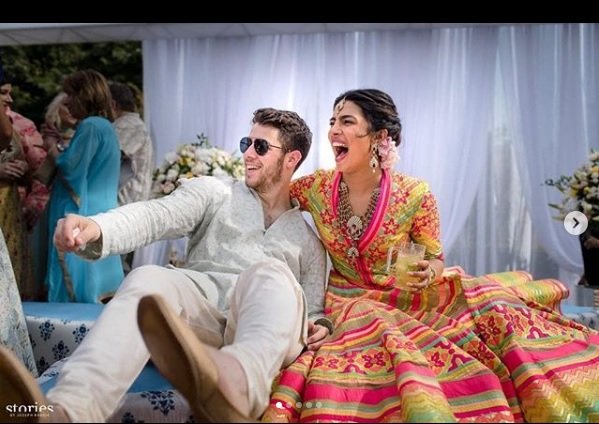 Mehendi Pics Of Priyanka Chopra-Nick Jonas'