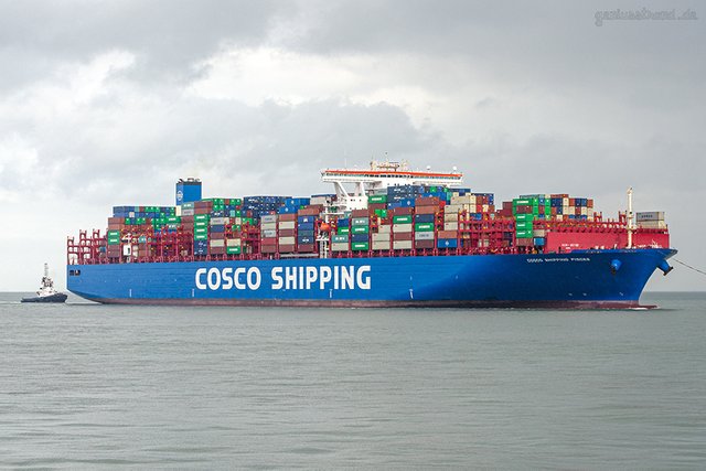 Schiffsankünfte JadeWeserPort: Containerschiff COSCO SHIPPING PISCES
