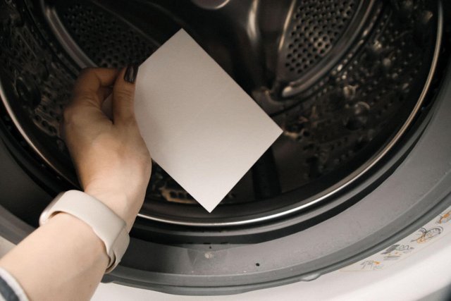 Ditch the laundry detergent and switch to laundry sheets for a more convenient, eco-friendly, and gentle clean.