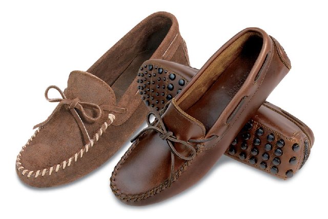 Moccasin shoes and driving Mocs guide 