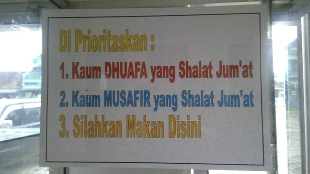 Ada Nasi Gratis di Masjid Al Falaah, Way Kandis, Bandar Lampung