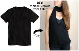 restyling-and-revamping-your-tops .V neck choker from t-shirt 