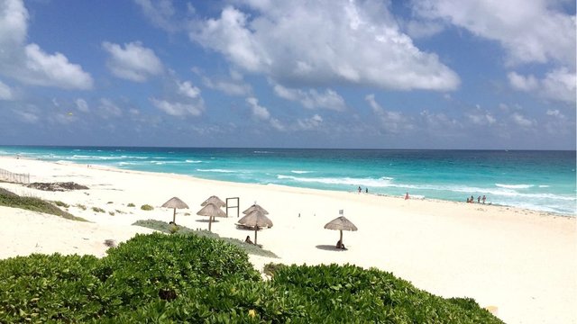 Playa Delfines Cancun