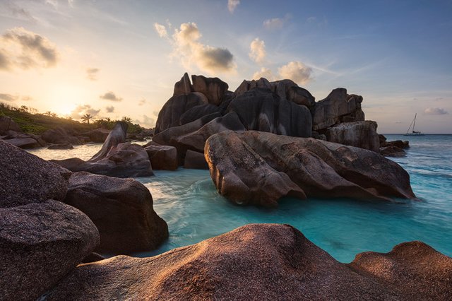 The rocks at Anse Cocos on La Digue during sunrise