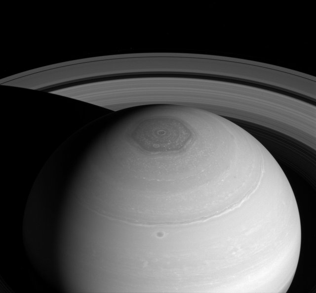 Image of Giant Hexagon on Saturn's North Pole