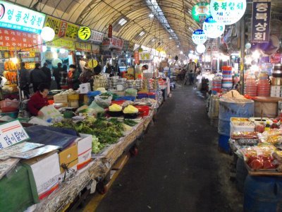 Destination: Yeongdeungpo Market (Seoul) ()