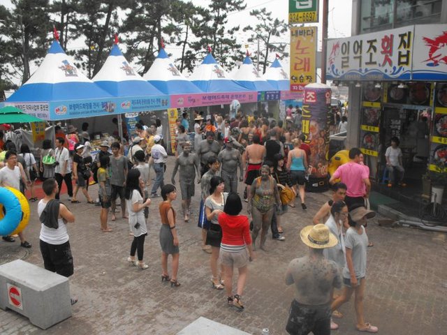 Destination: Boryeong Mud Festival (Daecheon) ()