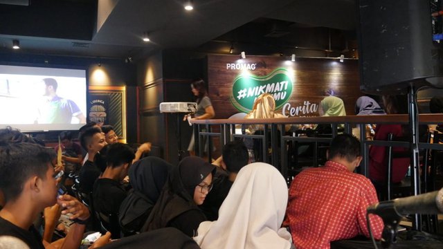 Audience Nikmati Harimu Dengan Solusi Sakit Maag ala Barista Aga