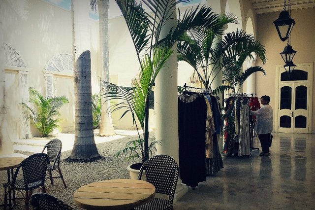 Casa T’hó on Paseo Montejo. Local shops and concept stores are a delight for fashion and interior design lovers alike.