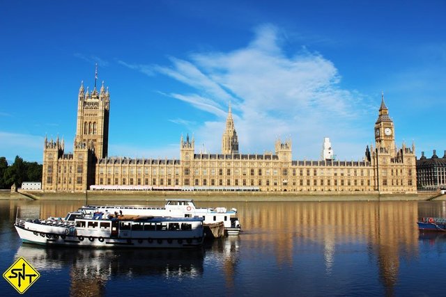 Inglaterra - Londres - Big Ben e as Casas do Parlamento