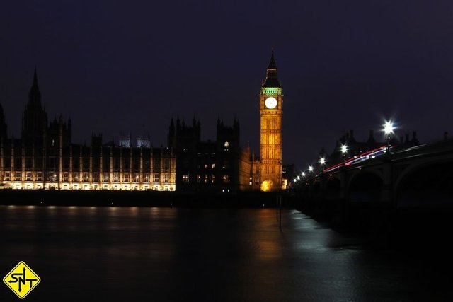 Inglaterra - Londres - Big Ben e as Casas do Parlamento