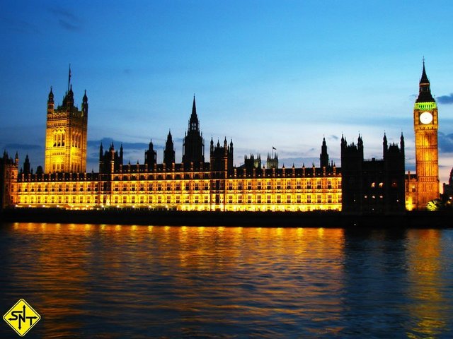 Inglaterra - Londres - Big Ben e as Casas do Parlamento