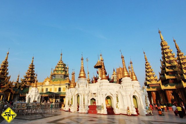 Siga Nossa Trilha - Myanmar - Pagode de Shwedagon