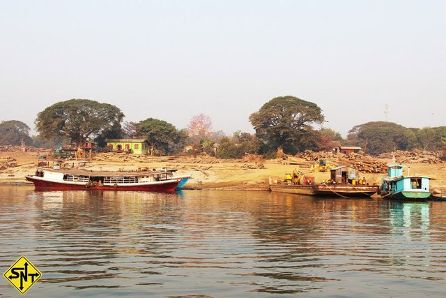  Myanmar - De Mandalay para Bagan de barco - Siga Nossa Trilha