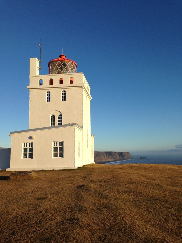 iceland-lighthouse.jpg