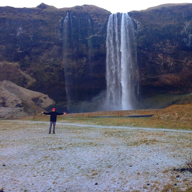 seljalandsfoss-waterfalleb13f.jpg