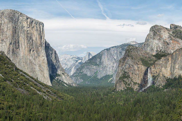 Tunnel_View__Yosemite_Valley__Yosemite_NP_-_Diliff_-_Yosemite_National_Park_-_Wikipedia__the_free_encyclopediaf05c2.png