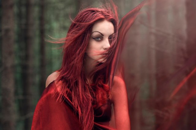 make-up-2014-red-hair-forest-model-art-magazineaf687.jpg