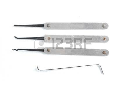 123rfstm15814875-set-of-three-lock-picks-and-torque-toolfcb1e.jpg