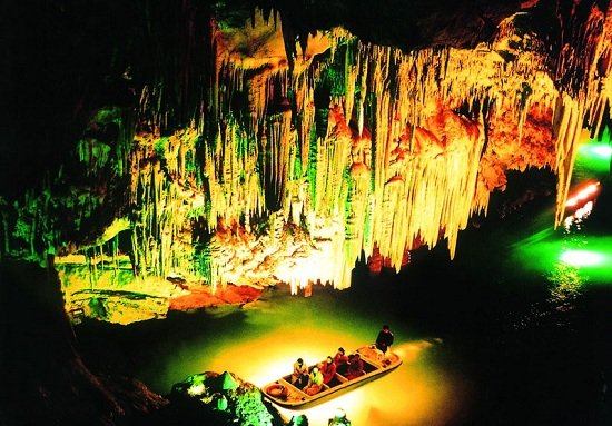 Top 10 Beautiful Caves in China