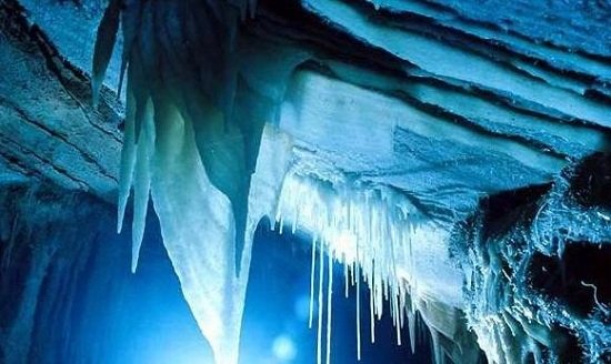 Top 10 Beautiful Caves in China