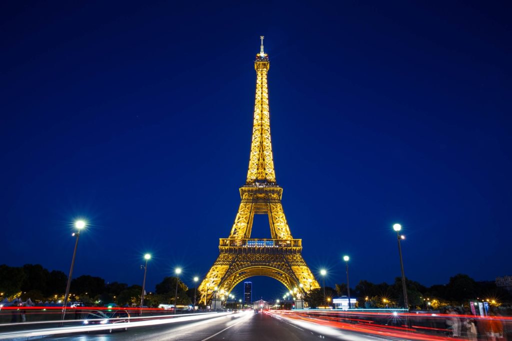 18_Eiffel_shutterstock_539965834-1024x683.jpg