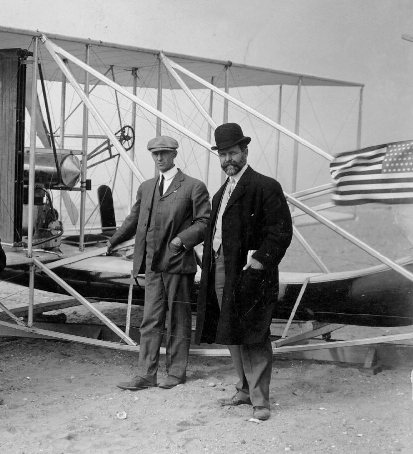 1909-Wilbur-Wright-&-William-J-Hammer-at-Hudson-Fulton-Celebration.jpg