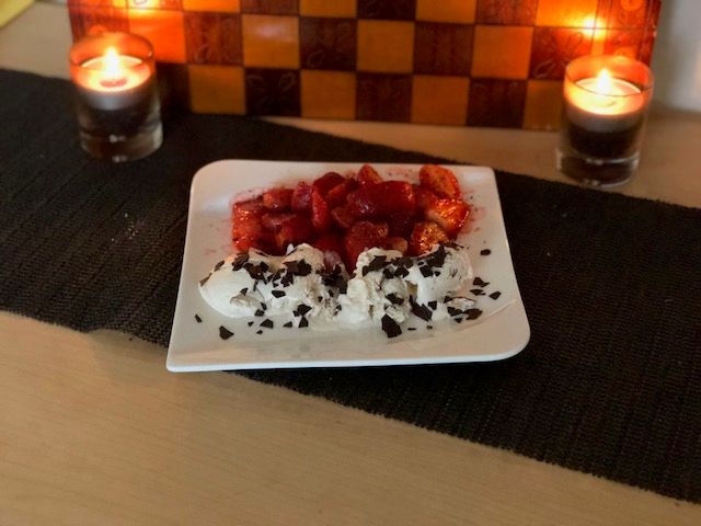 Flambierte Erdbeeren Mit Schwarzem Pfeffer Aus Der Muhle Steemit