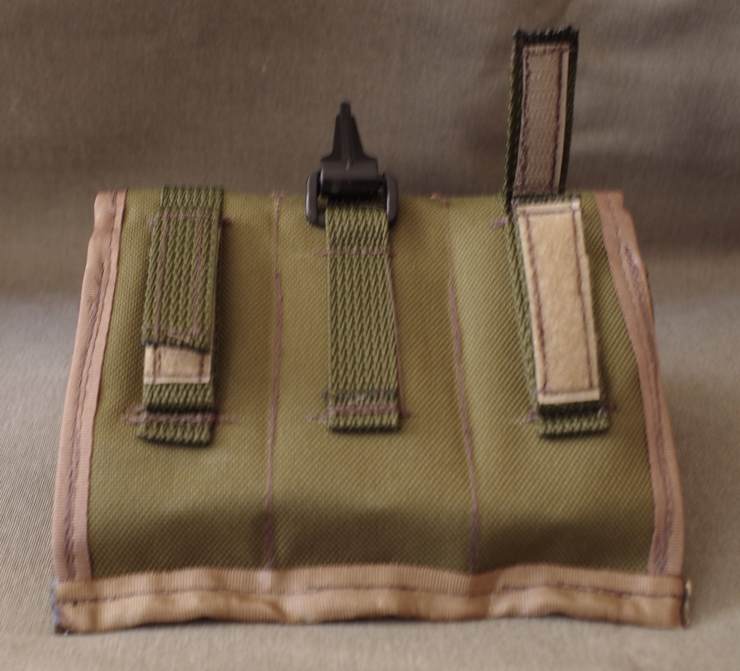 Micro Smoke Triple Pouch 16 Dec 2017 (14)_NEW.jpg